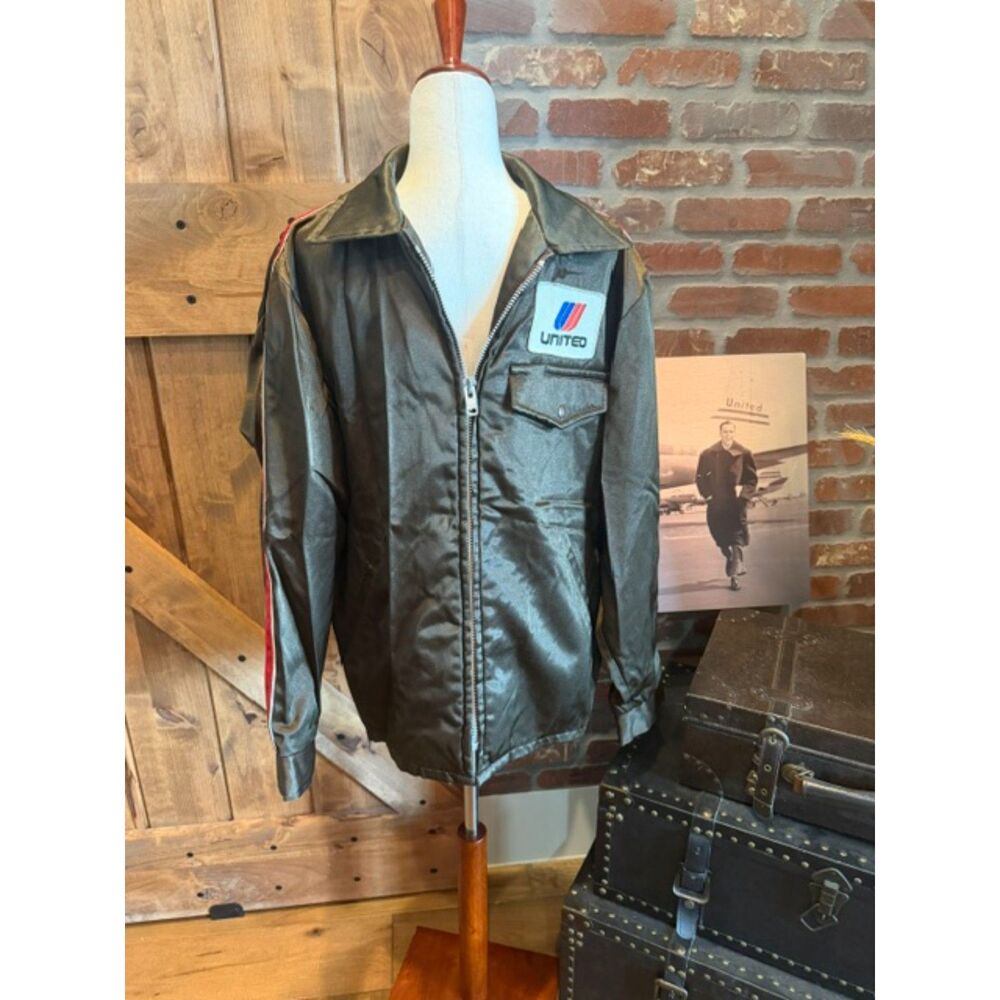 United Airlines Vintage Maintenance Jacket Mens Size 44 Brown Satin Zip Workwear